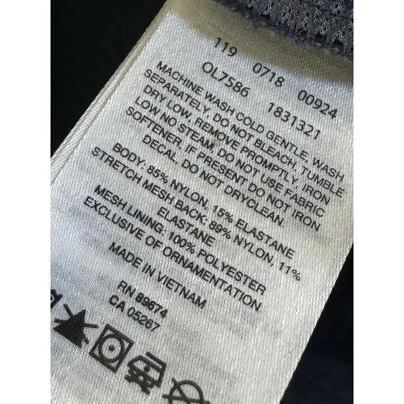 Mountain HardWear Railay Romper Womens Small Blue Striped Shorts Mesh Back - Picture 16 of 16